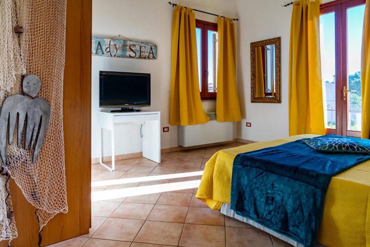 Nora Guesthouse Rooms And Villas Pula Buitenkant foto